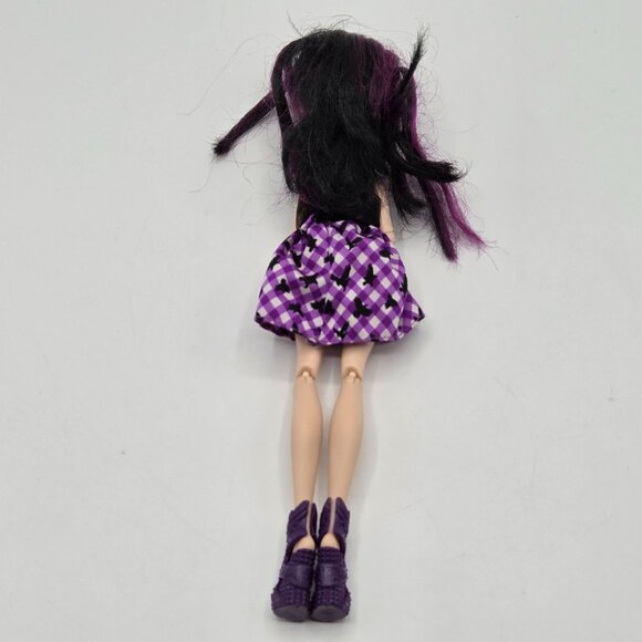 Ever After High Raven Queen Enchanted Picnic Fashion Doll by Mattel - Picture 6 of 6